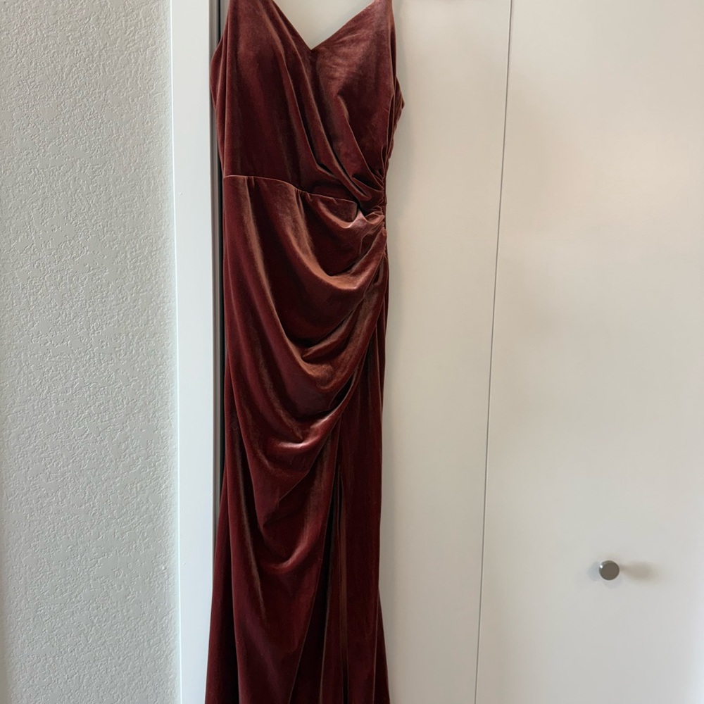 Elegant Burgundy Evening Gown
